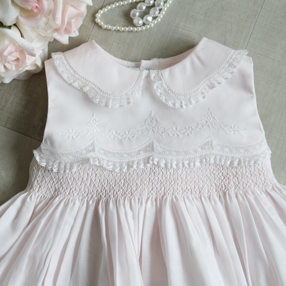 Feltman Brothers Smocked Lace Bonnet, Pink